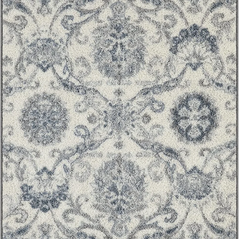 Blooming Damask Accent Rug, 46" x 30", Grey