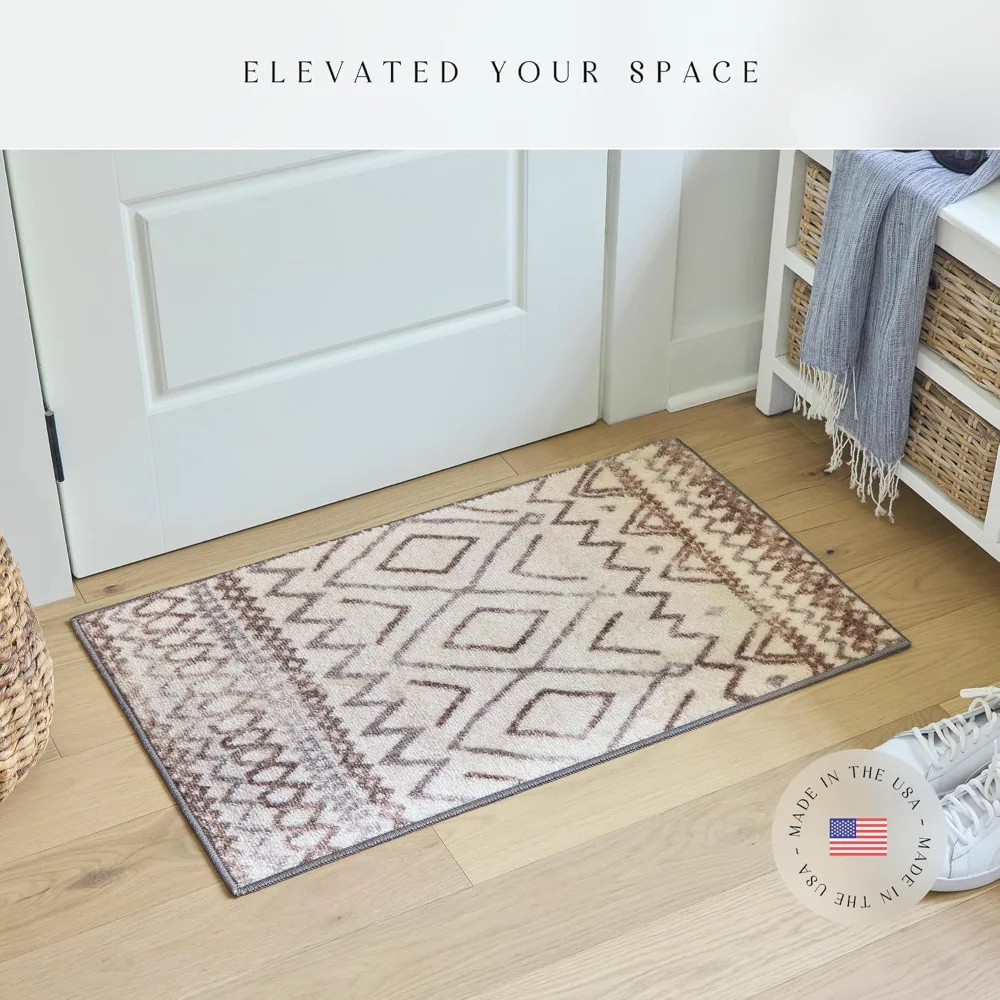 Diamond Distressed Moroccan Accent Rug, 1'8" x 2'10", Ivory, view 4