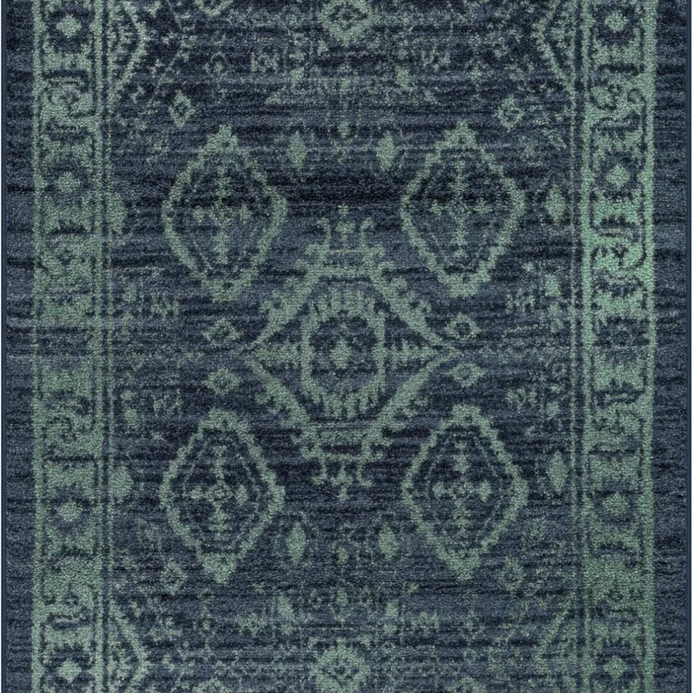 Georgina Traditional Accent Rug, 2'6" x 3'10", Navy