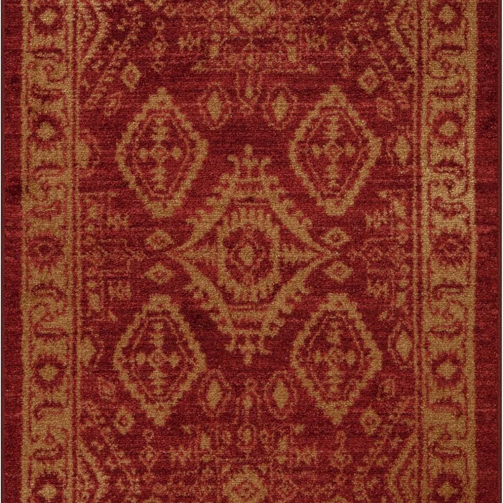Georgina Traditional Accent Rug, 3'4" x 5', Red