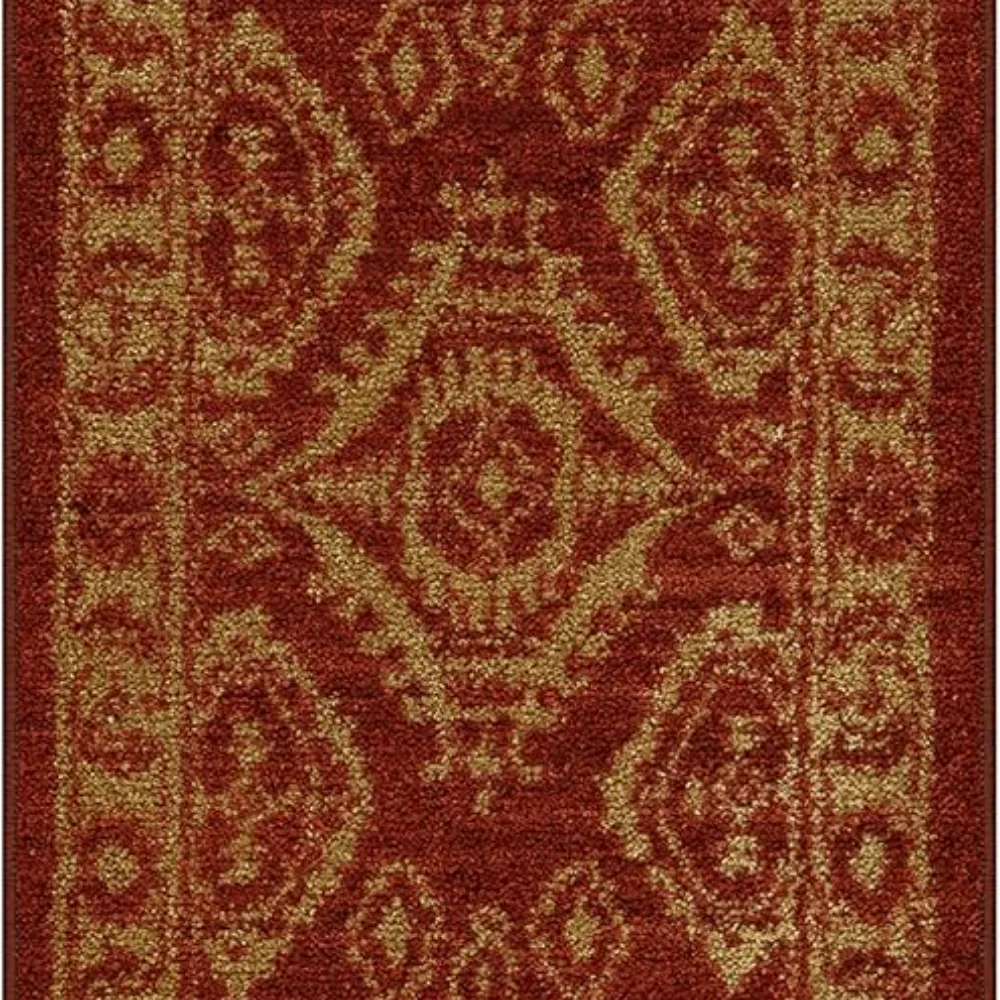 Georgina Traditional Runner, 1'8" x 5', Red