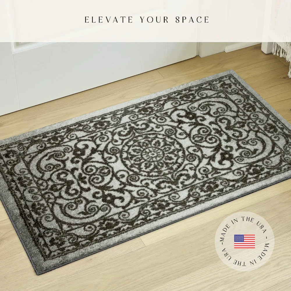 Pelham Vintage Medallion Accent Rug, 1'8" x 2'10", Grey, view 3