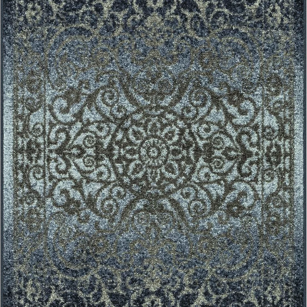 Pelham Vintage Medallion Accent Rug, 2'6" x 3'10", Navy