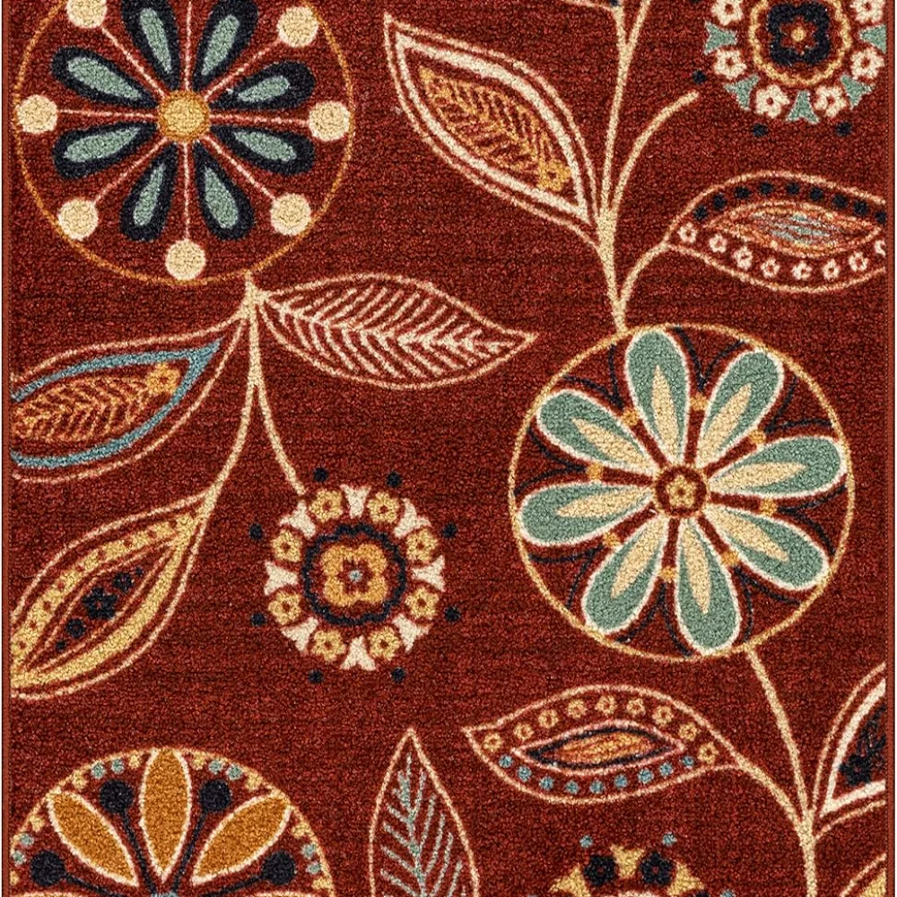 Reggie Floral Accent Rug, 2'6" x 3'10", Merlot