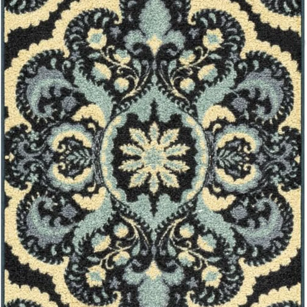 Vivian Medallion Runner, 2' x 6', Persian Blue