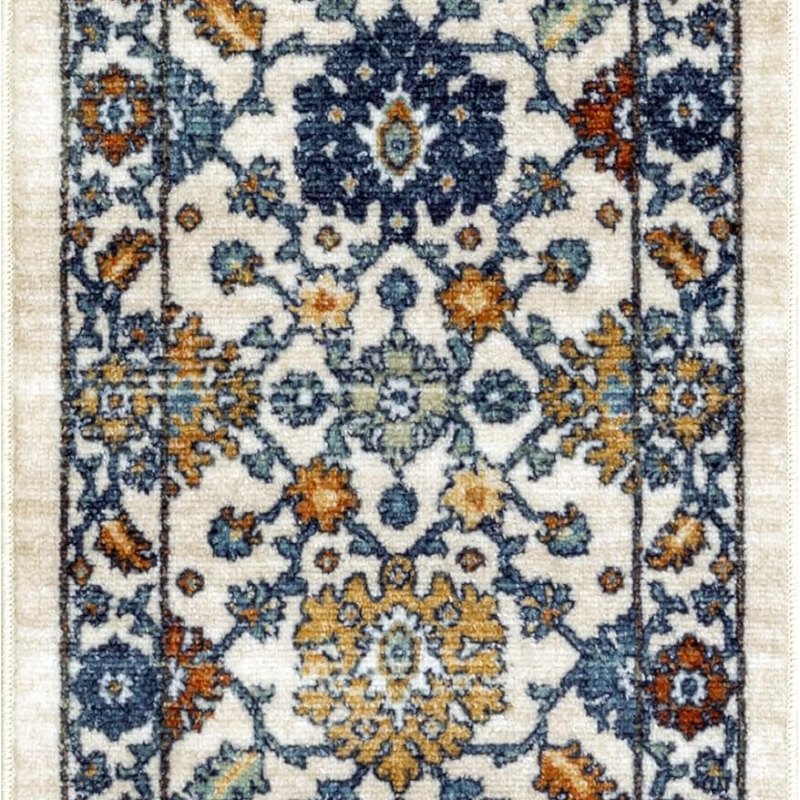 Benton Oriental Accent Rug, 20" x 34", Beige