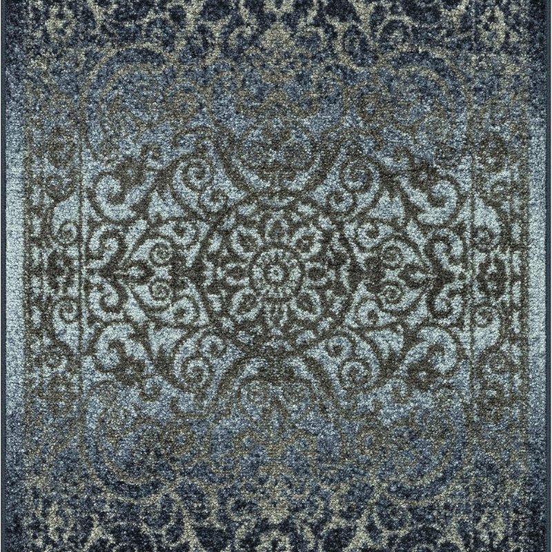 Pelham Vintage Medallion Accent Rug, 2'6" x 3'10", Navy