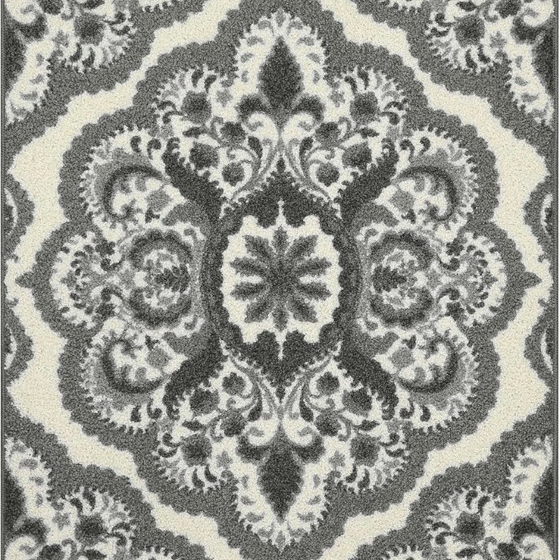 Vivian Medallion Accent Rug, 2'6" x 3'10", Grey